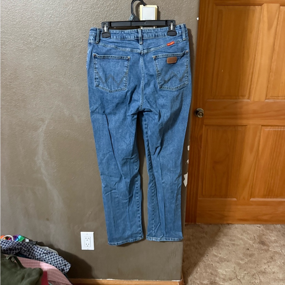 Womens Retro Wrangler Blue Straight Leg Denim Jeans